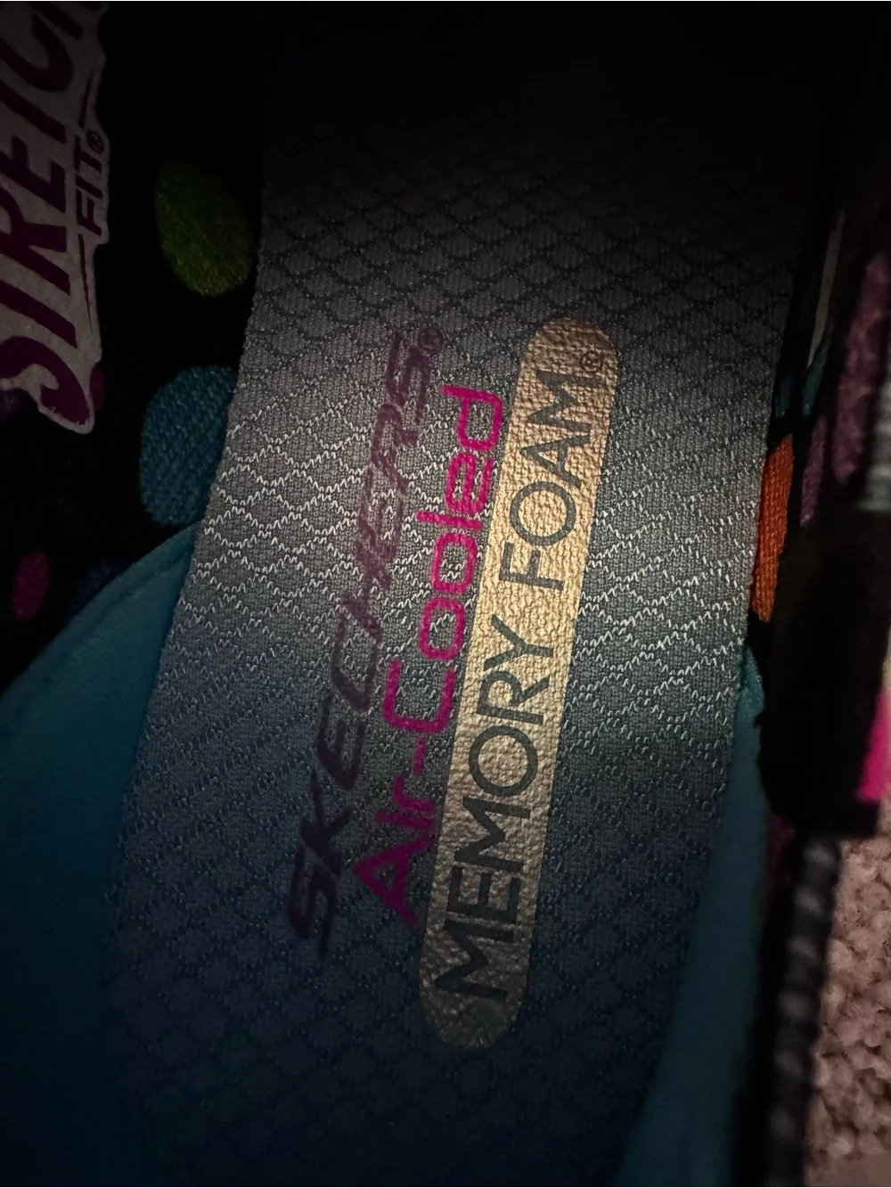 NIB Skechers Stretch Fit Air-Cooled Memory Foam Black Multicolor Dots Shoes, 1.5